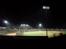 Iluminación Deportiva - Universidad Nacional Autonoma de Honduras (UNAH)